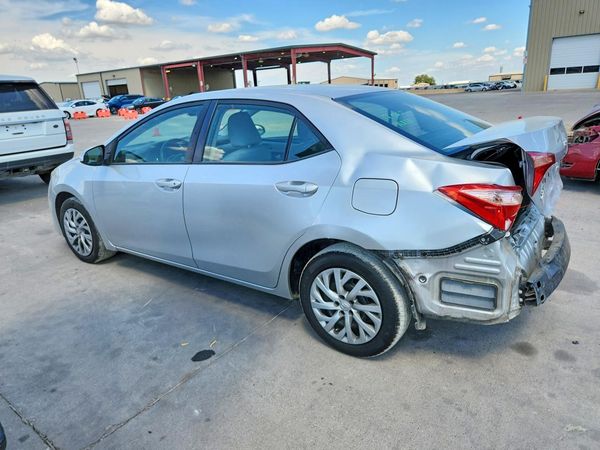 2017 TOYOTA COROLLA