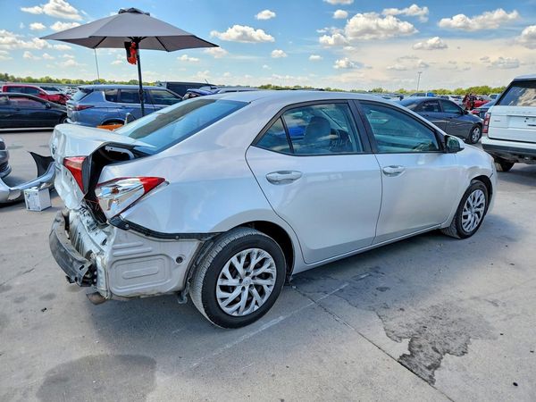 2017 TOYOTA COROLLA