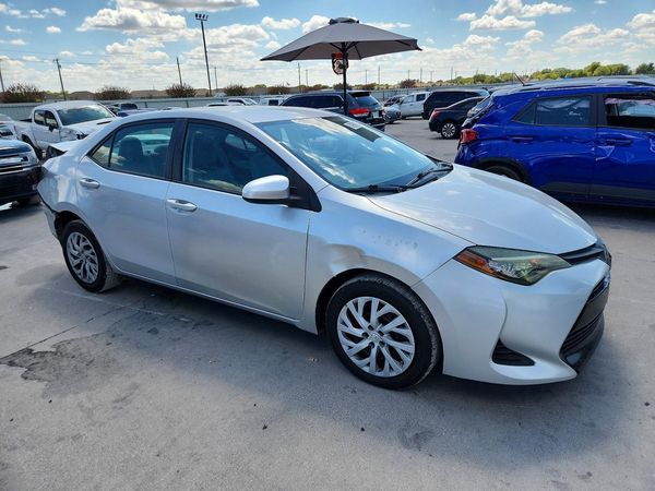 2017 TOYOTA COROLLA