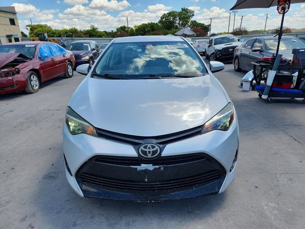 2017 TOYOTA COROLLA