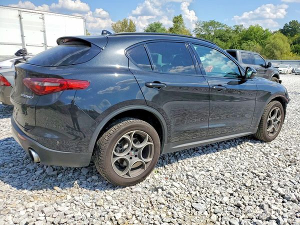 2018 ALFA ROMEO STELVIO