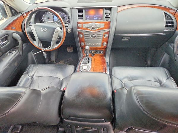 2017 INFINITI QX80