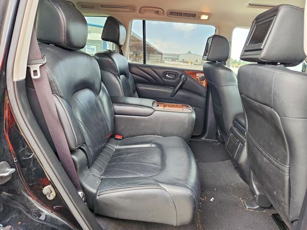 2017 INFINITI QX80