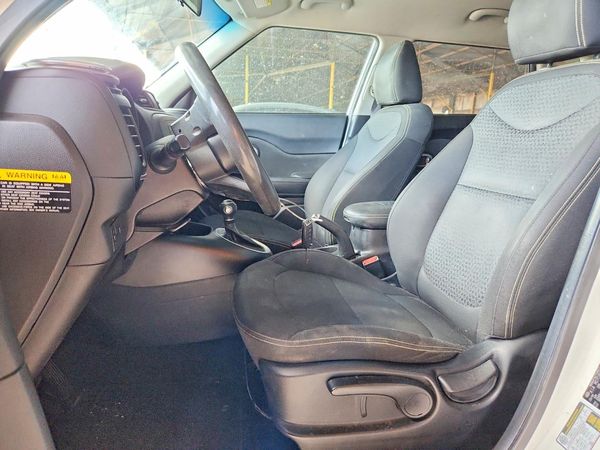 2014 KIA SOUL GLS(PLUS) — DENT