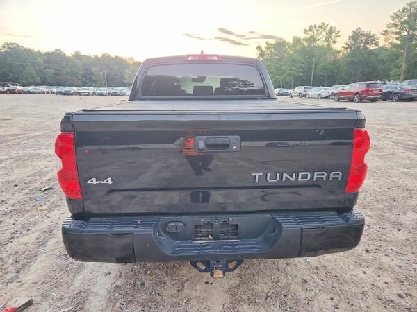 2021 TOYOTA TUNDRA Platinum grade