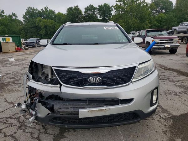 2015 KIA SORENTO
