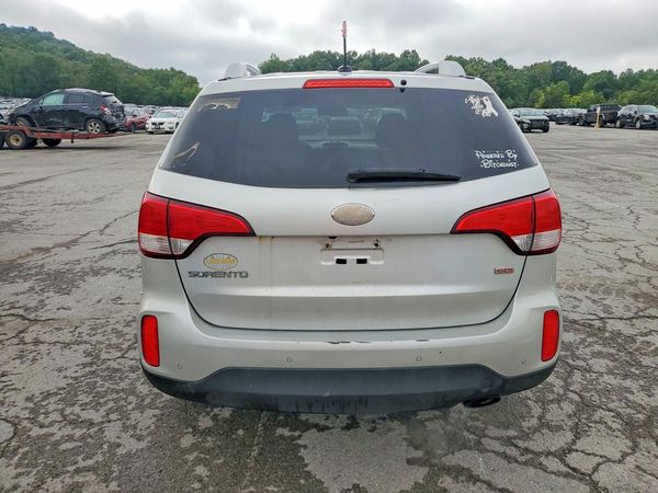 2015 KIA SORENTO