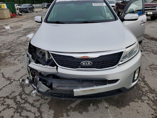2015 KIA SORENTO