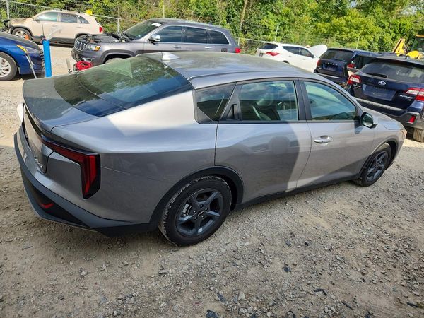 2026 KIA K4