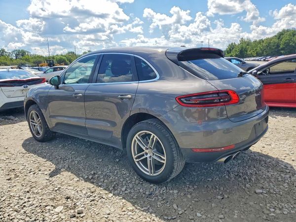 2015 PORSCHE MACAN