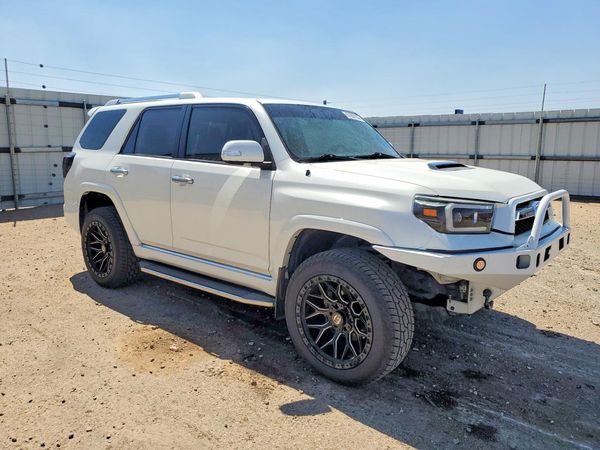 2012 TOYOTA 4RUNNER — Passenger 3/4