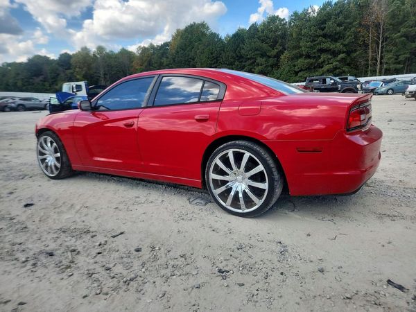 2013 DODGE CHARGER SE