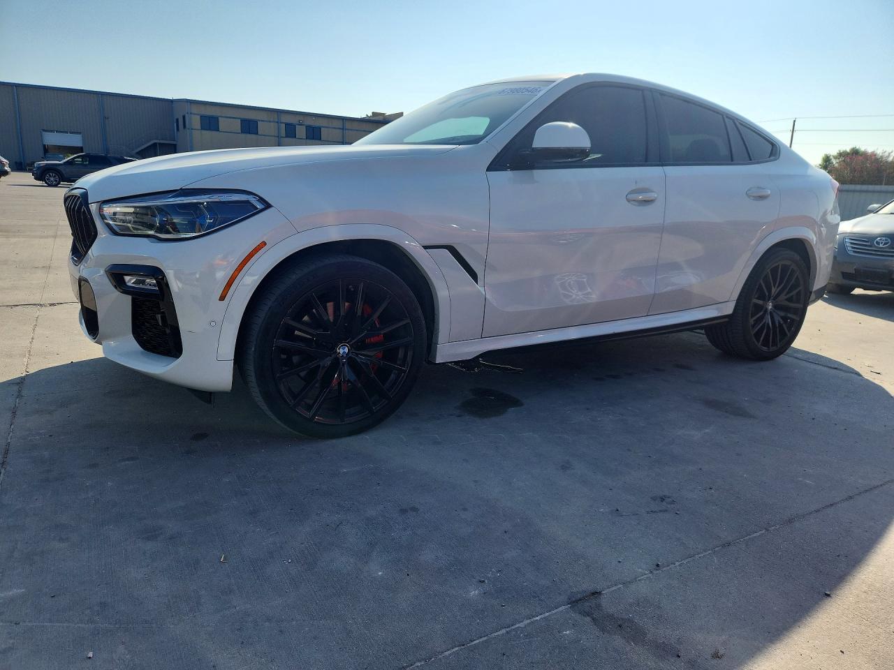 2021 BMW X6