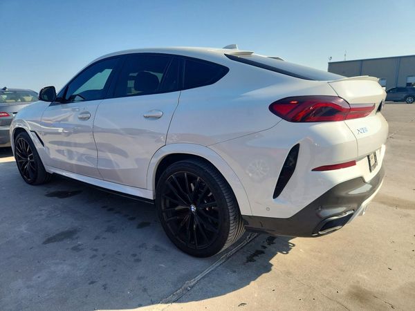 2021 BMW X6