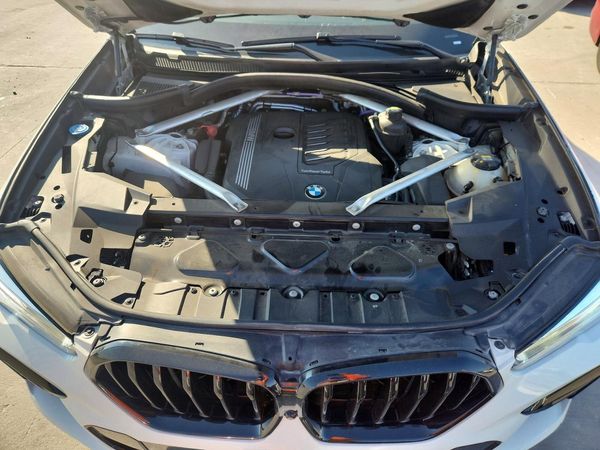 2021 BMW X6
