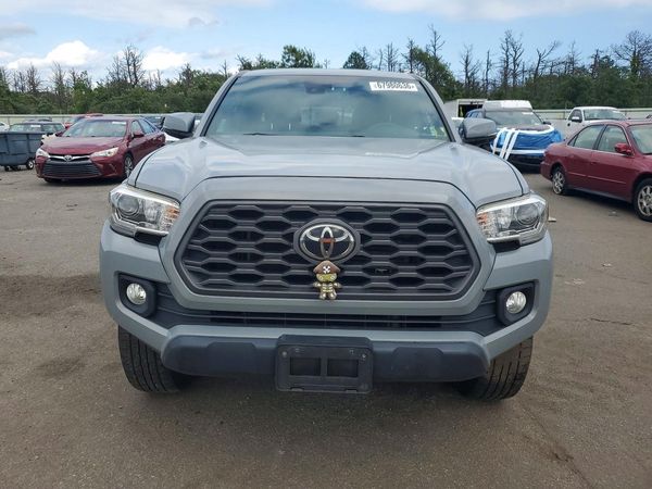 2020 TOYOTA TACOMA SR5