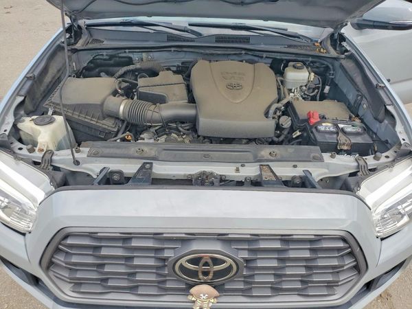 2020 TOYOTA TACOMA SR5