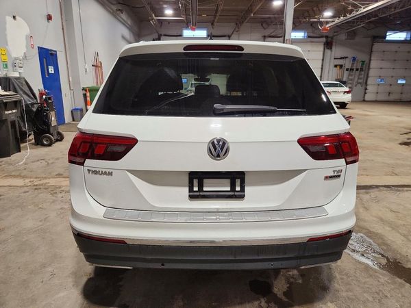 2018 VOLKSWAGEN TIGUAN 4Motion SEL Premium
