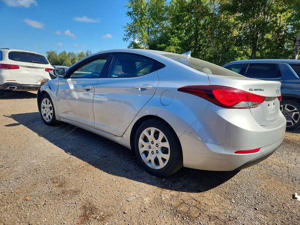 2014 HYUNDAI ELANTRA GLS(Middle)
