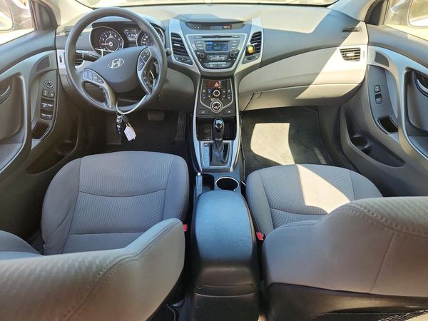 2014 HYUNDAI ELANTRA GLS(Middle)