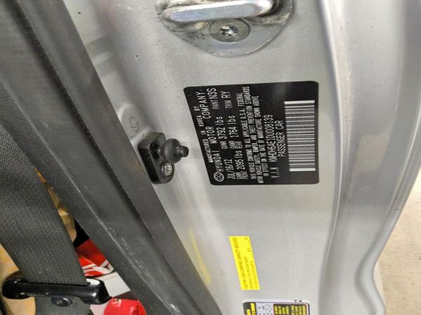 2013 HYUNDAI ELANTRA