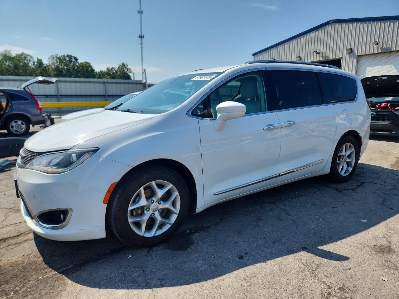 2018 CHRYSLER PACIFICA