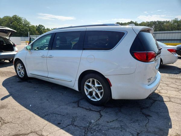 2018 CHRYSLER PACIFICA