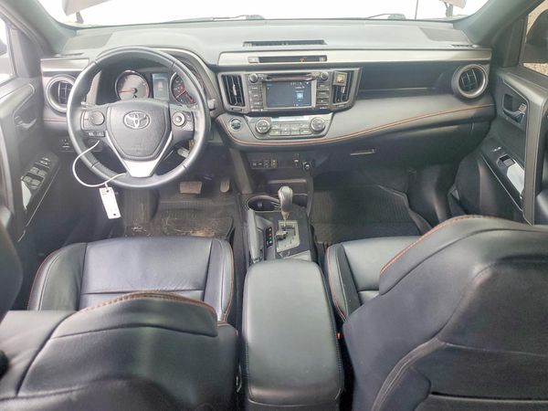 2016 TOYOTA RAV4