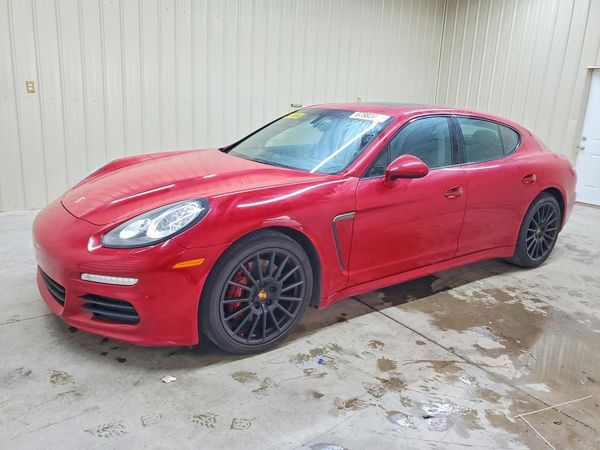 2016 PORSCHE PANAMERA