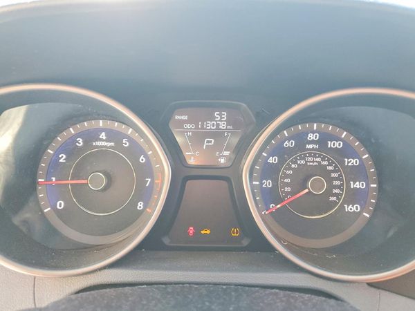 2013 HYUNDAI ELANTRA