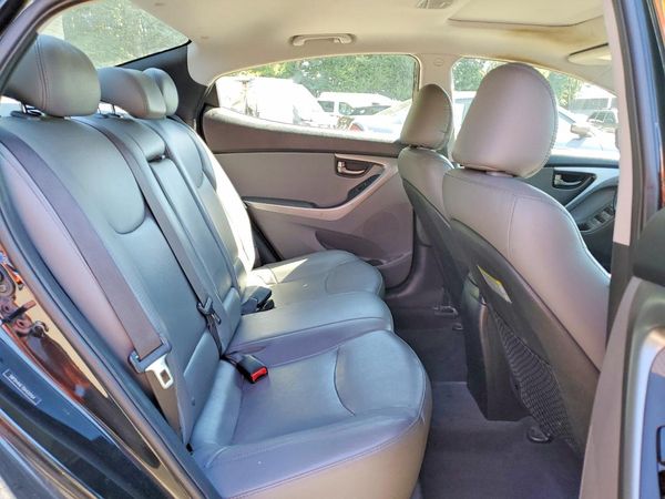 2013 HYUNDAI ELANTRA