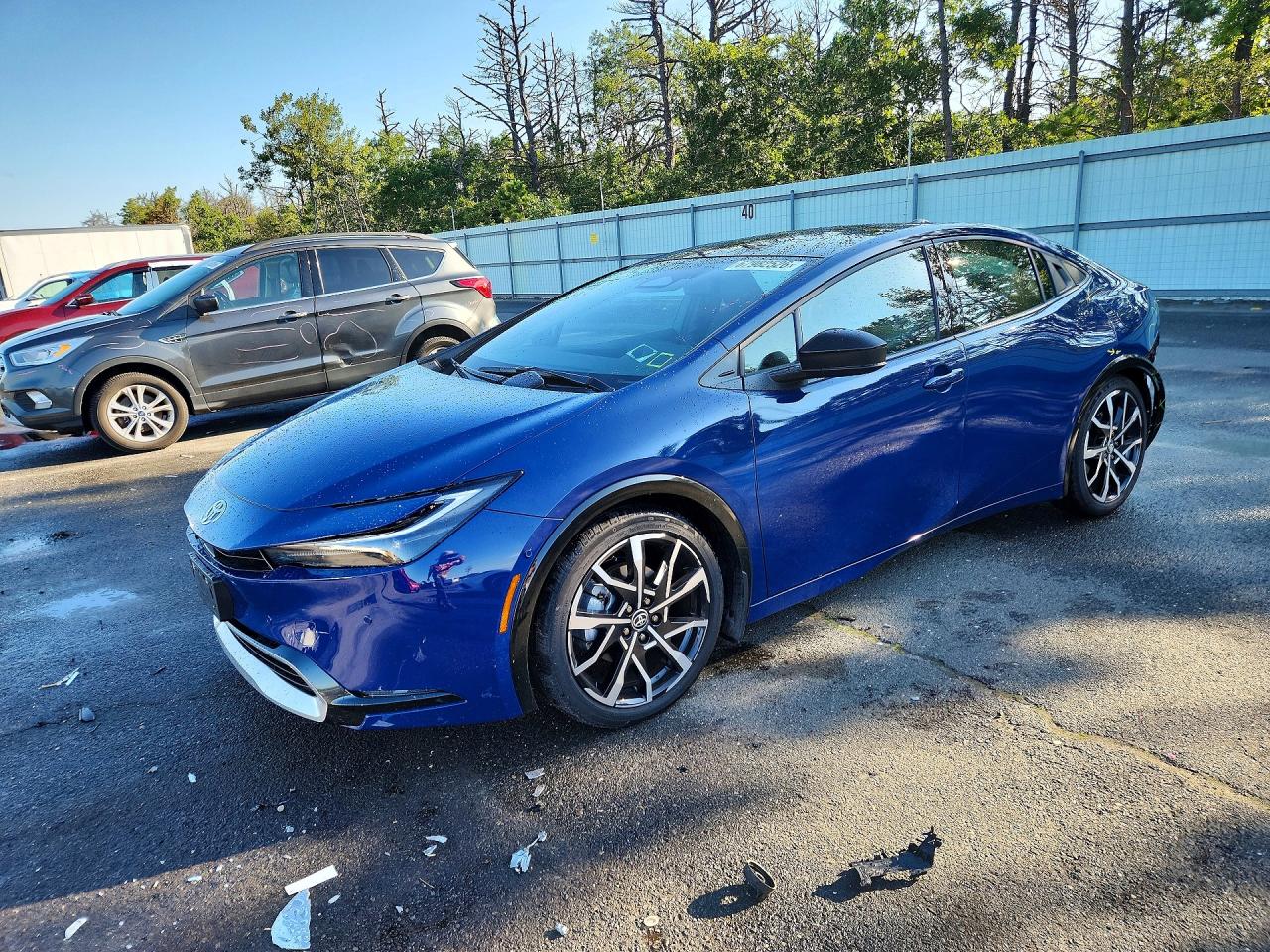 2025 TOYOTA PRIUS — Front 3/4