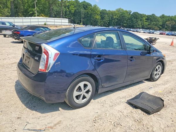 2012 TOYOTA PRIUS