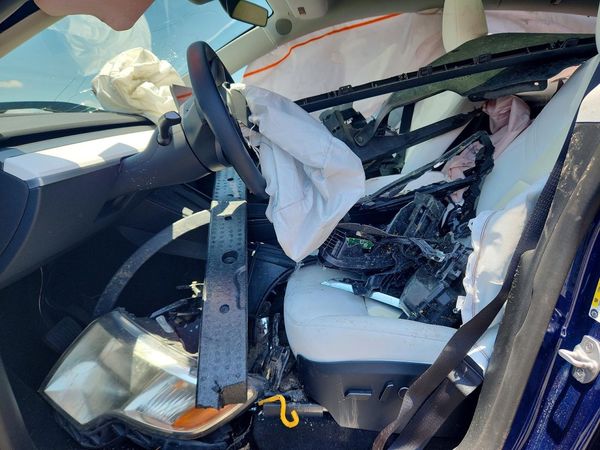 2024 TESLA MODEL Y — DENT