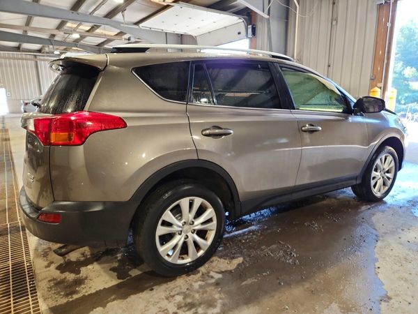 2015 TOYOTA RAV4