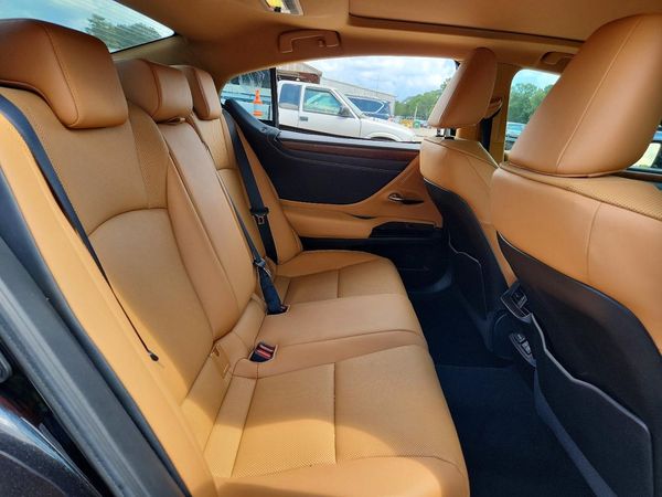 2022 LEXUS ES 350