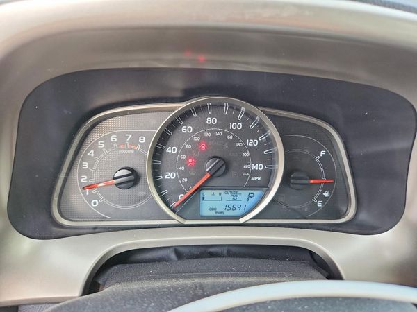 2015 TOYOTA RAV4 LE (X Grade)