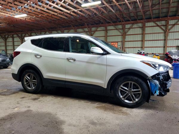 2018 HYUNDAI SANTA FE — Passenger 3/4