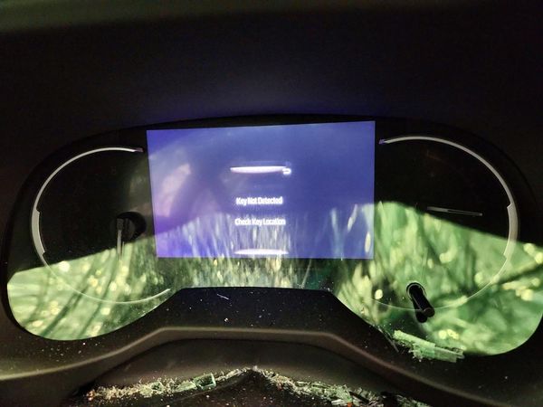2024 TOYOTA RAV4 XLE Premium — ODOM
