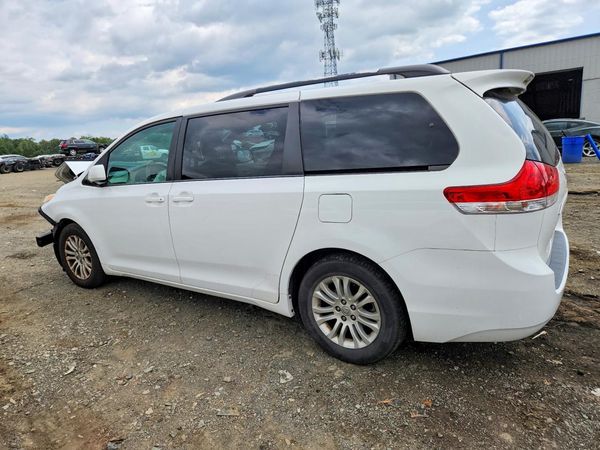 2013 TOYOTA SIENNA — DSRA