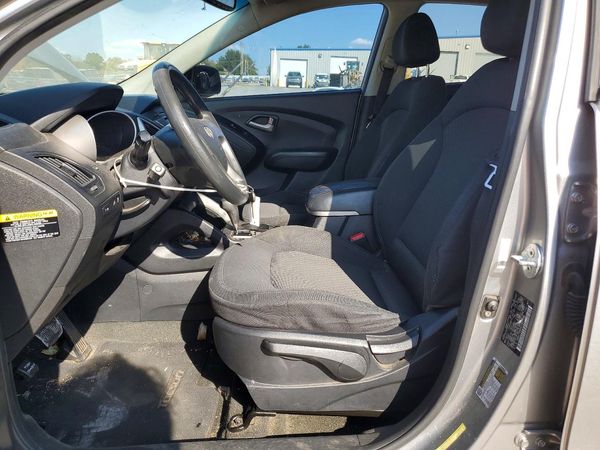 2012 HYUNDAI TUCSON GL
