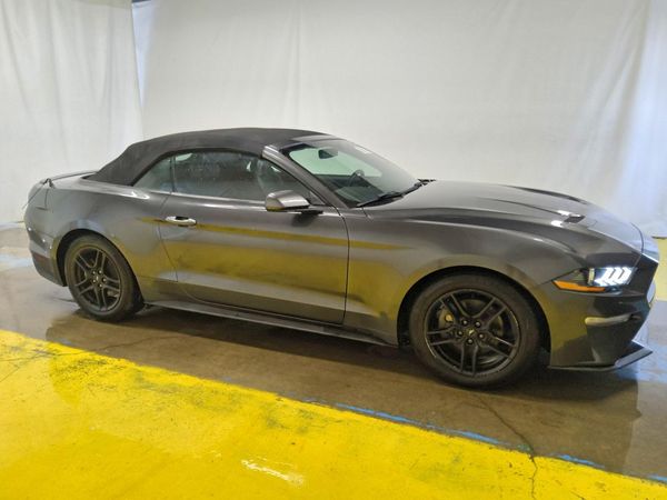 2018 FORD MUSTANG I4 Convertible — Passenger 3/4