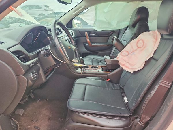 2014 CHEVROLET TRAVERSE LTZ — DENT