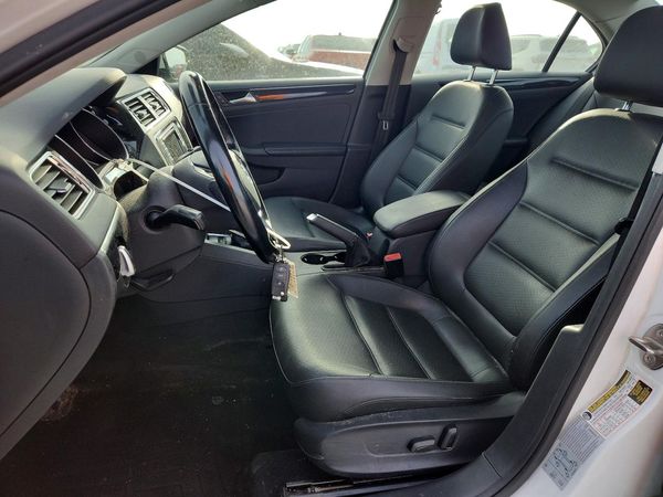 2017 VOLKSWAGEN JETTA