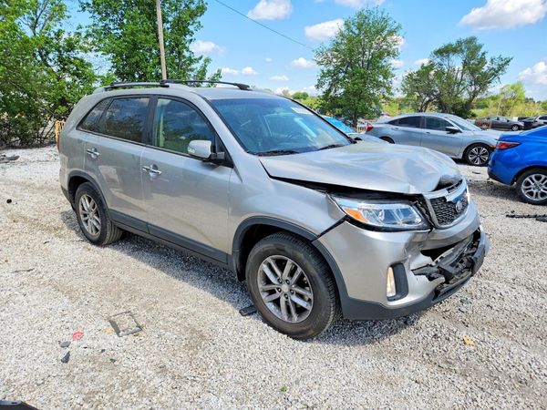 2014 KIA SORENTO