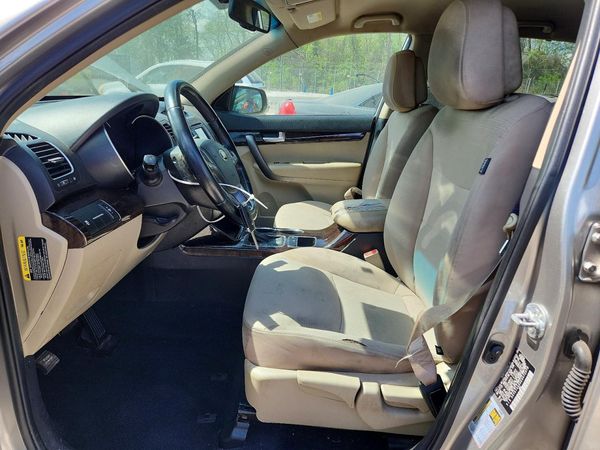 2014 KIA SORENTO