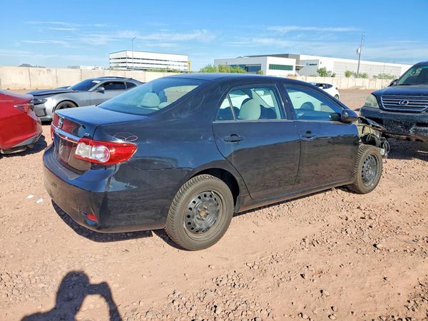 2013 TOYOTA COROLLA