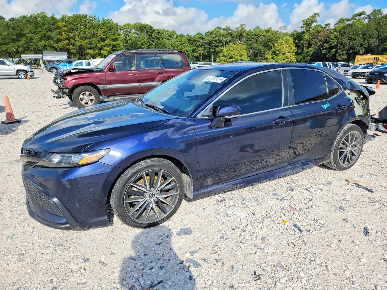 2022 TOYOTA CAMRY