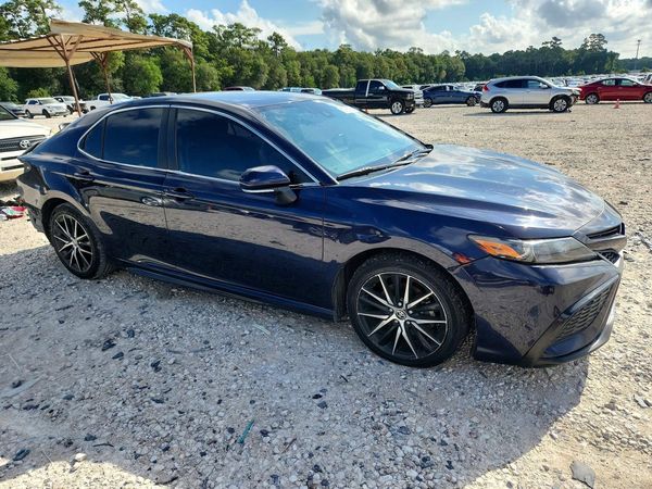 2022 TOYOTA CAMRY