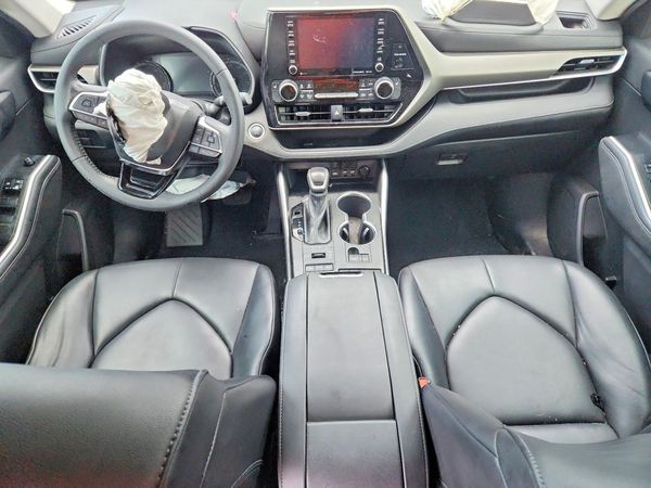 2021 TOYOTA HIGHLANDER XLE Nav — CKPT
